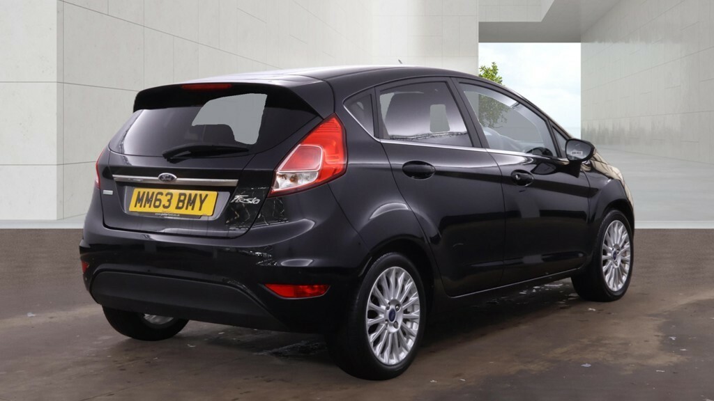 Ford Fiesta 1.0 T Ecoboost Titanium Black #3