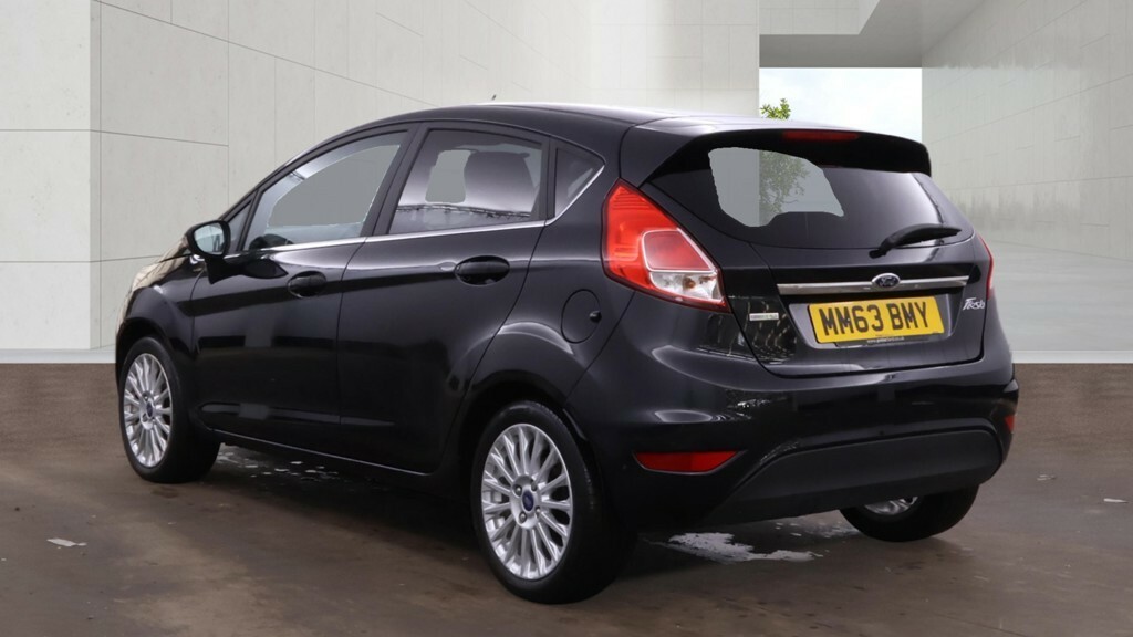 Ford Fiesta 1.0 T Ecoboost Titanium Black #4