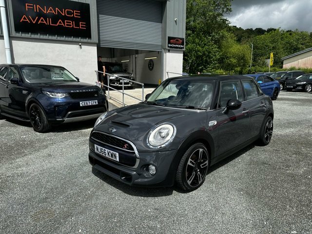 Mini Hatch Cooper Sd Hatchback MJ66KWN Grey #3
