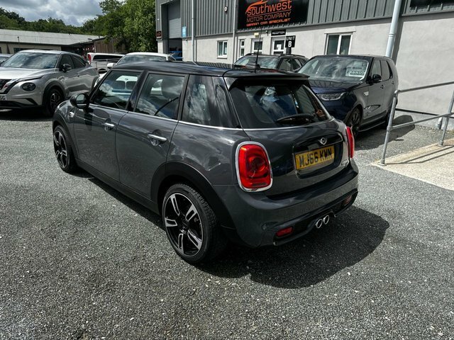Mini Hatch Cooper Sd Hatchback MJ66KWN Grey #4