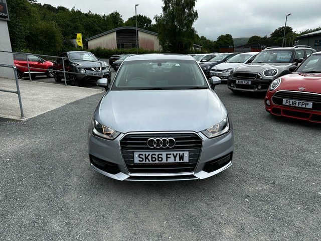Audi A1 Tdi Sport Sportback Silver #3