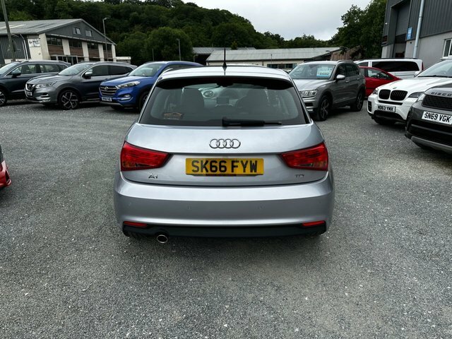 Audi A1 Tdi Sport Sportback Silver #6