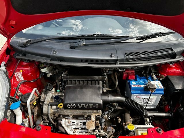 Toyota Yaris 1.3 T3 Multimode Red #39