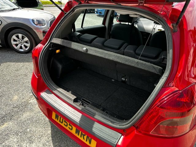 Toyota Yaris 1.3 T3 Multimode Red #24