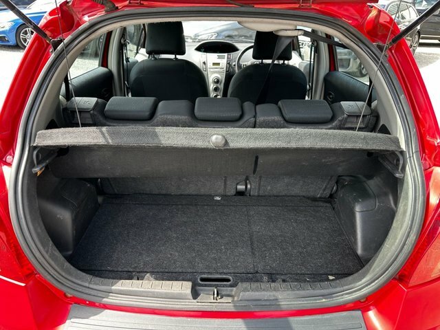 Toyota Yaris 1.3 T3 Multimode Red #23