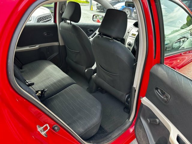 Toyota Yaris 1.3 T3 Multimode Red #18