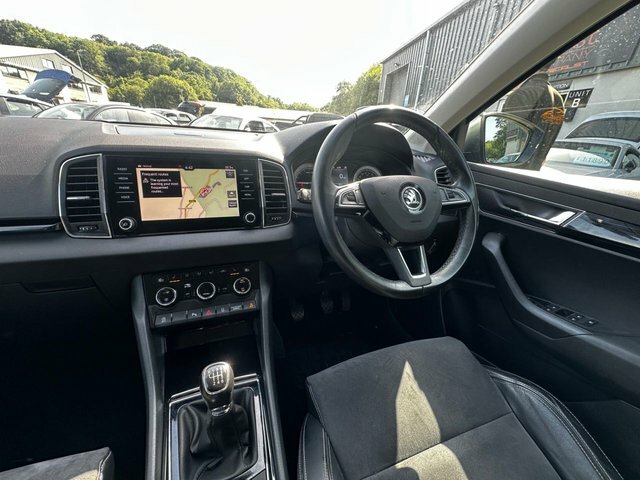 Skoda Karoq Tdi Se L Suv Grey #3
