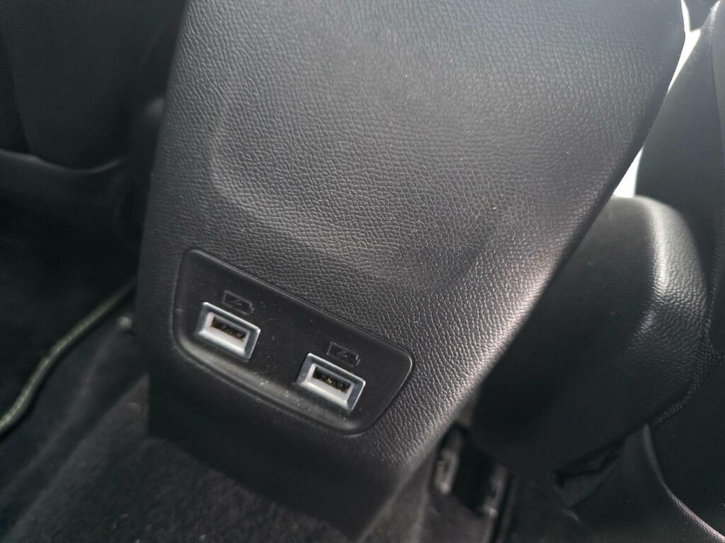 Peugeot 208 1.2 Puretech Allure Premium Hatchback M Black #18