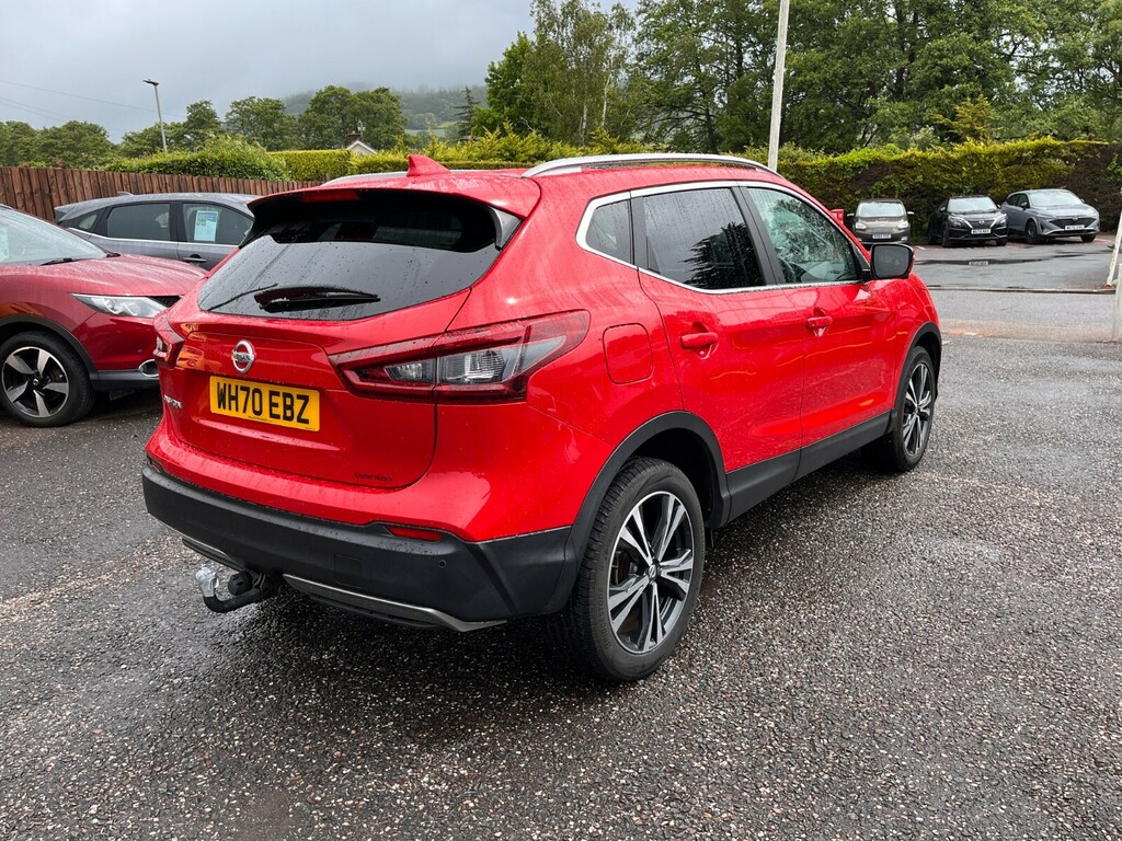 Nissan Qashqai 1.3 Dig-t 160 N-connecta Dct WH70EBZ Red #2