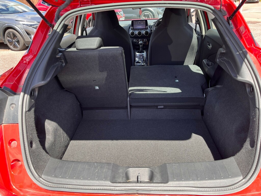 Nissan Juke Hatchback Brown #35