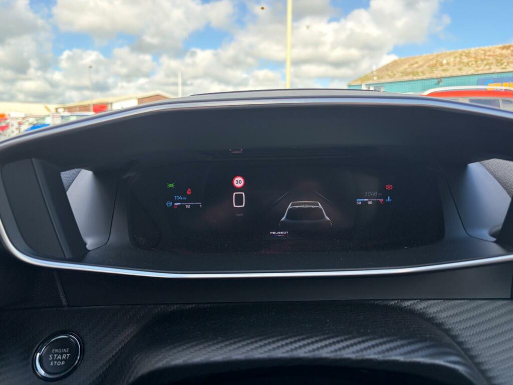 Peugeot 208 Hatchback #24