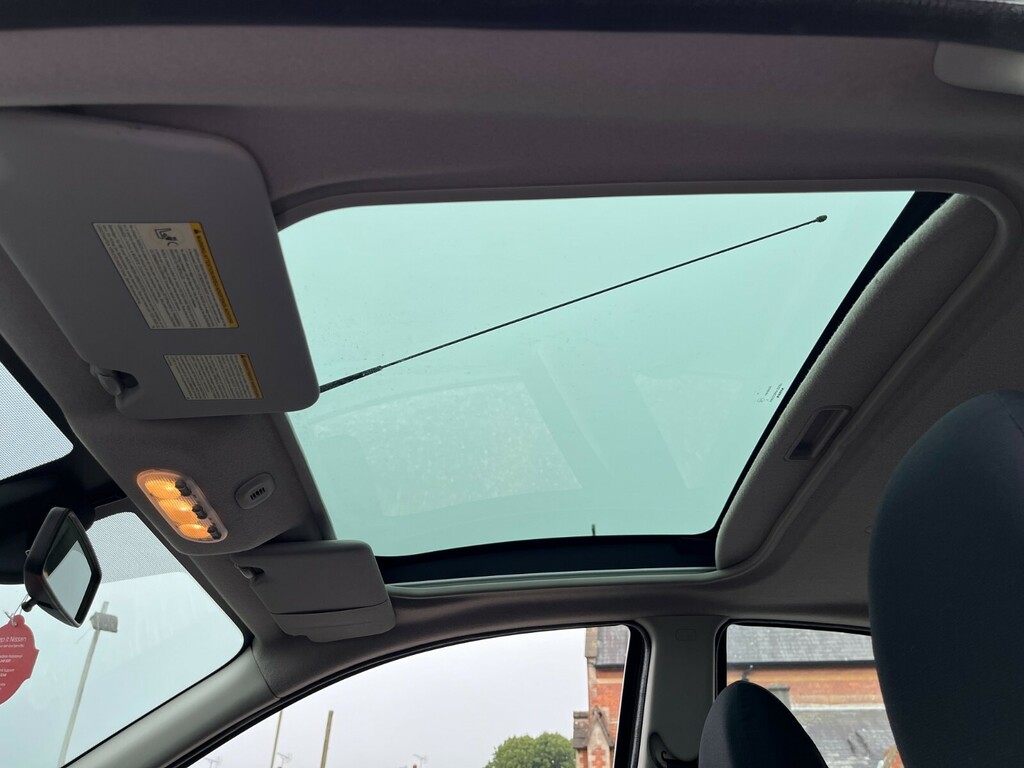 Nissan Micra 1.2 16V N-tec Hatchback Blue #37