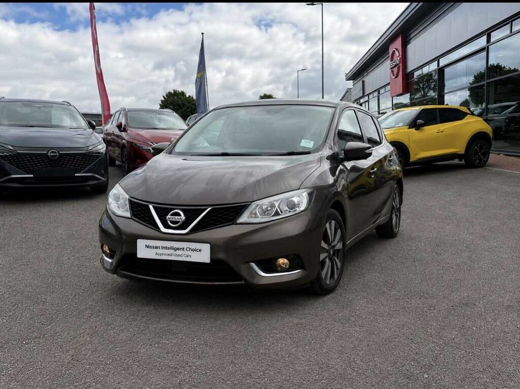 Nissan Pulsar 1.2 Dig-t Tekna Xtronic Brown #4