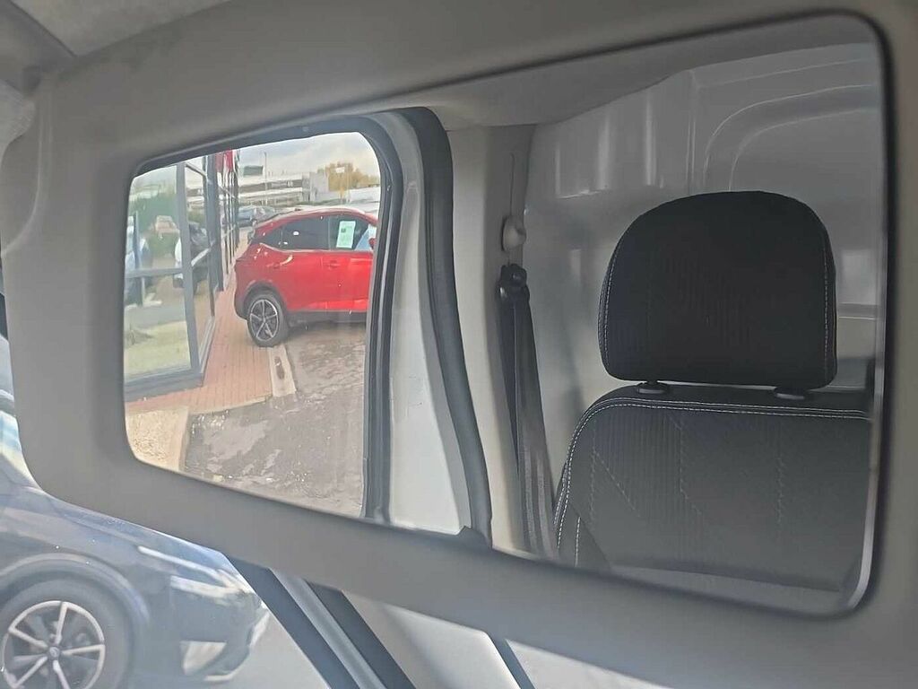 Nissan Primastar 2L 2.0 Dci 30 Tekna Panel Van L White #34