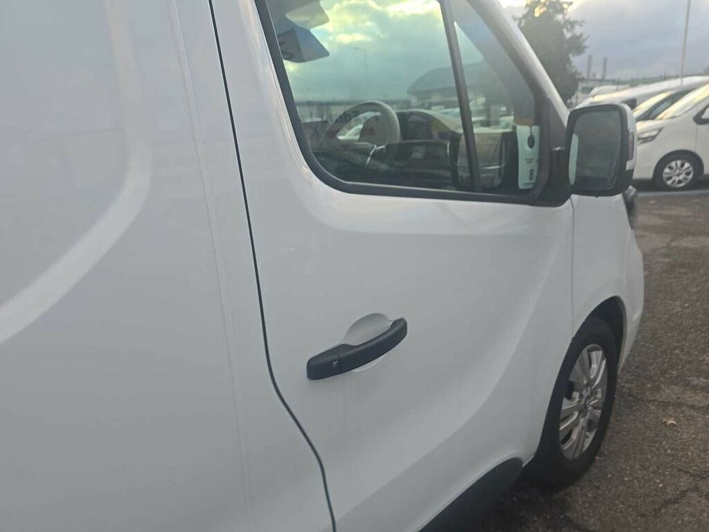 Nissan Primastar 2L 2.0 Dci 30 Tekna Panel Van L White #18
