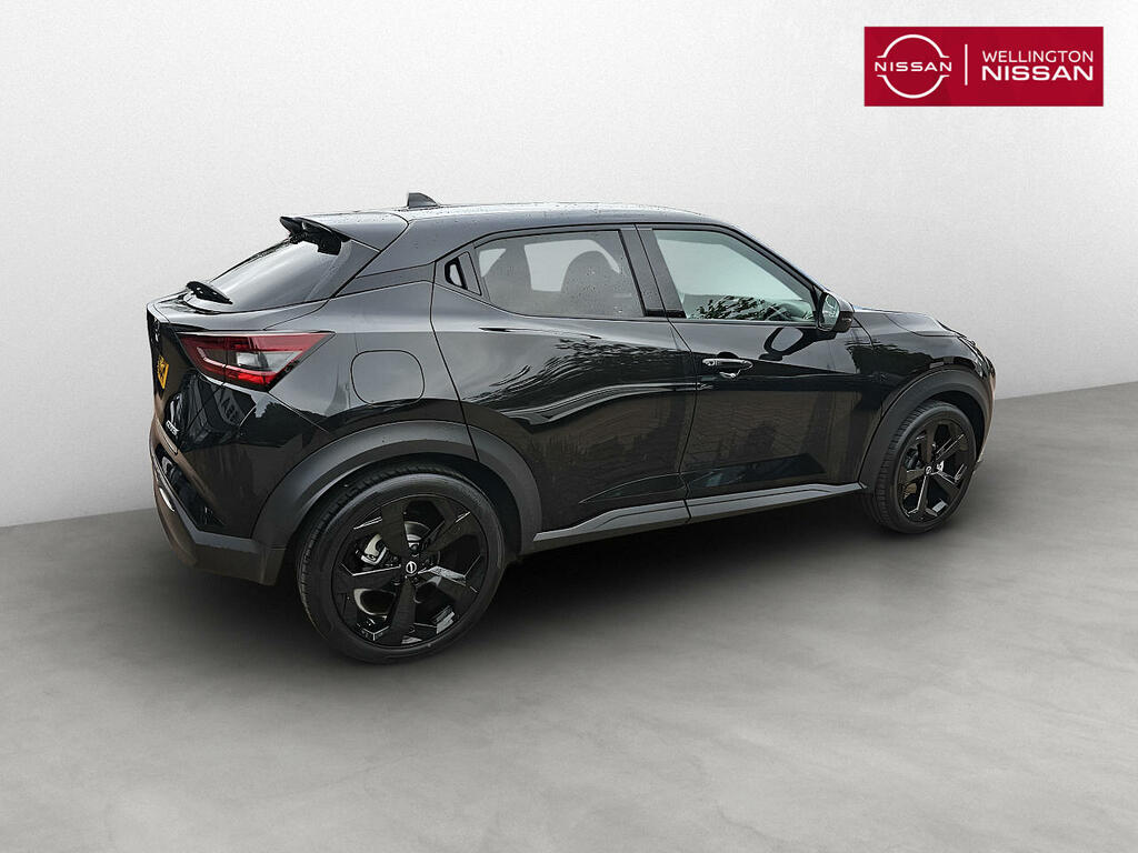 Nissan Juke 1.6 Hybrid Tekna Black #2