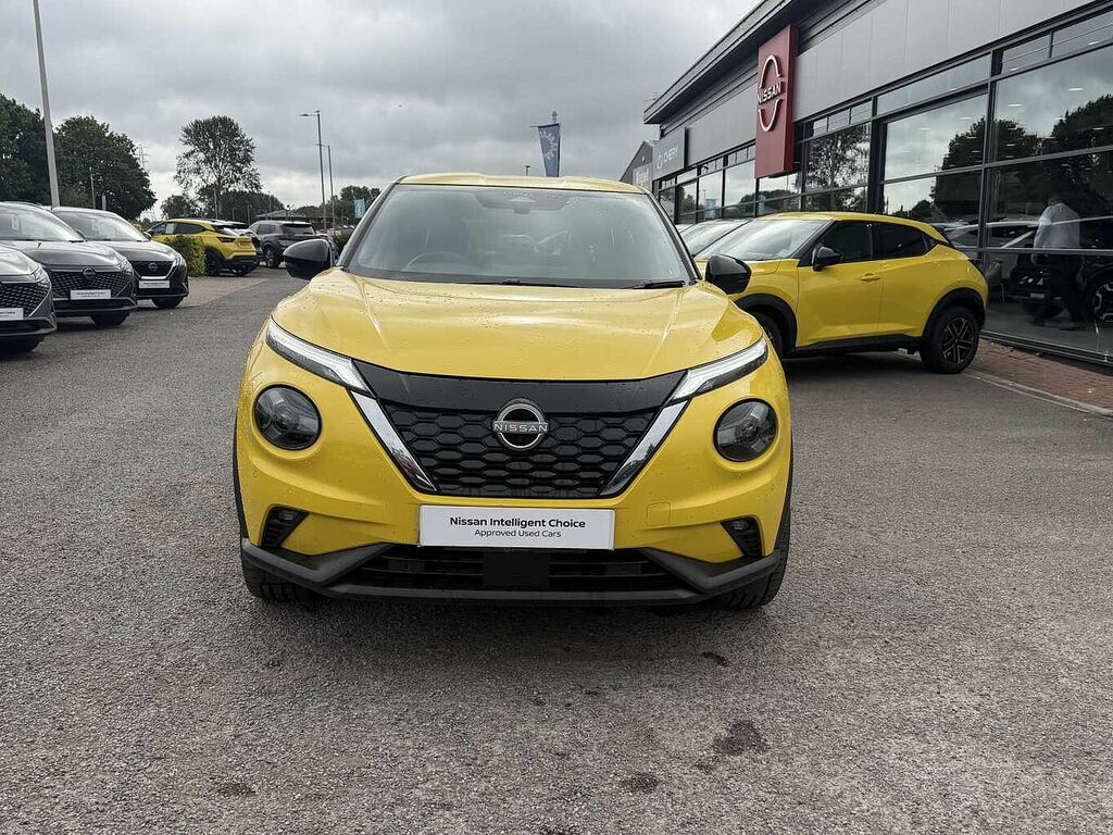Nissan Juke 1.6 Hybrid Tekna Yellow #4