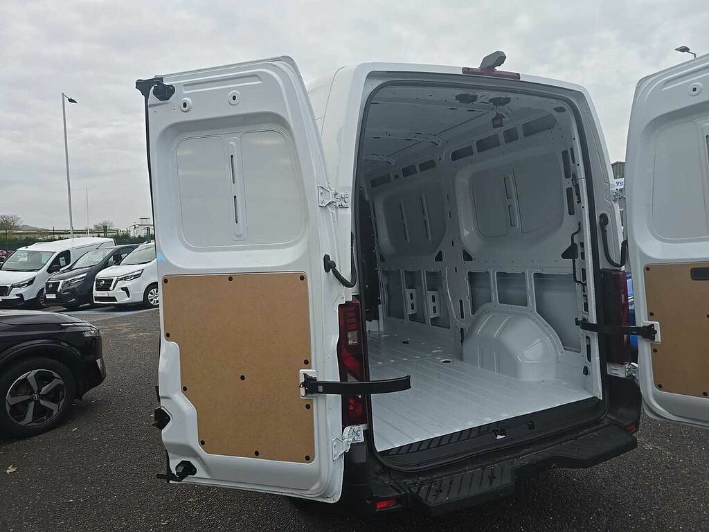 Nissan InterStar 2.0 Dci 130Ps H2 Tekna Van White #16