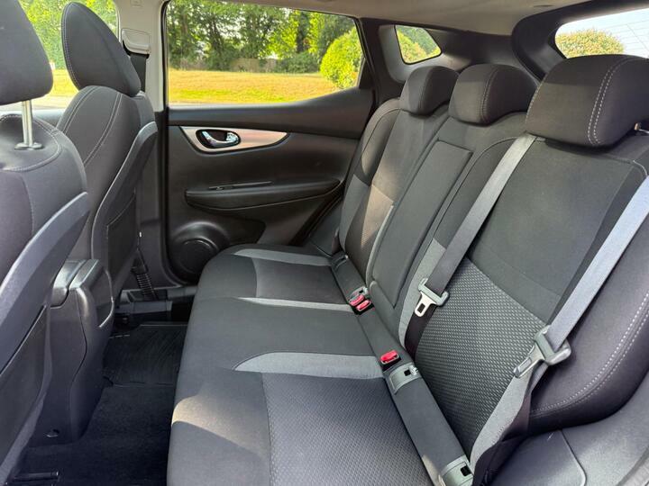 Nissan Qashqai 1.3 Dig-t N-connecta Euro 6 Ss ML19HSU Grey #5