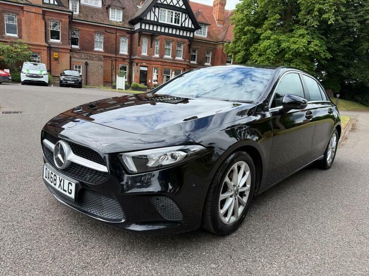 Mercedes-Benz A Class 1.3 A180 Sport Hatchback Euro 6 Black