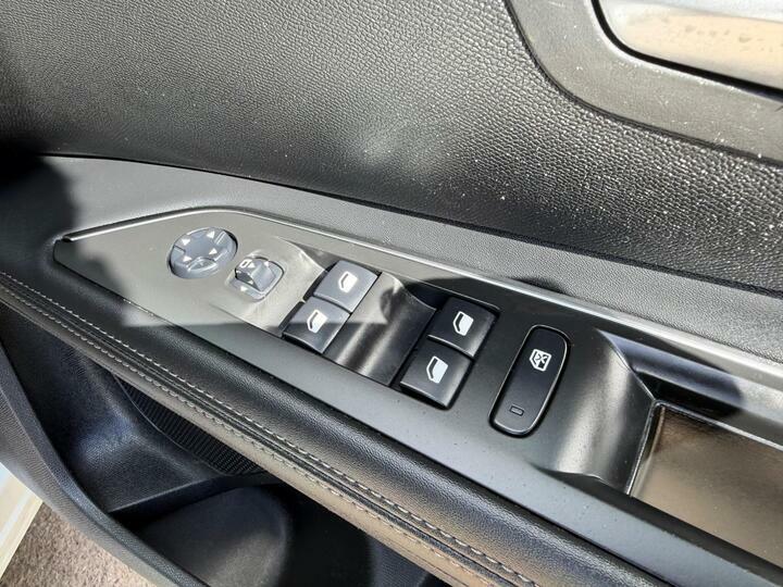 Peugeot 5008 Active Grey #34