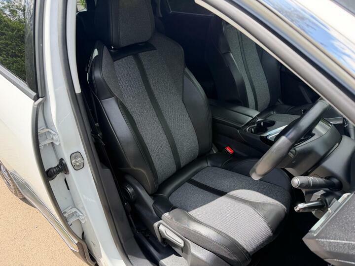Peugeot 5008 Active Grey #32