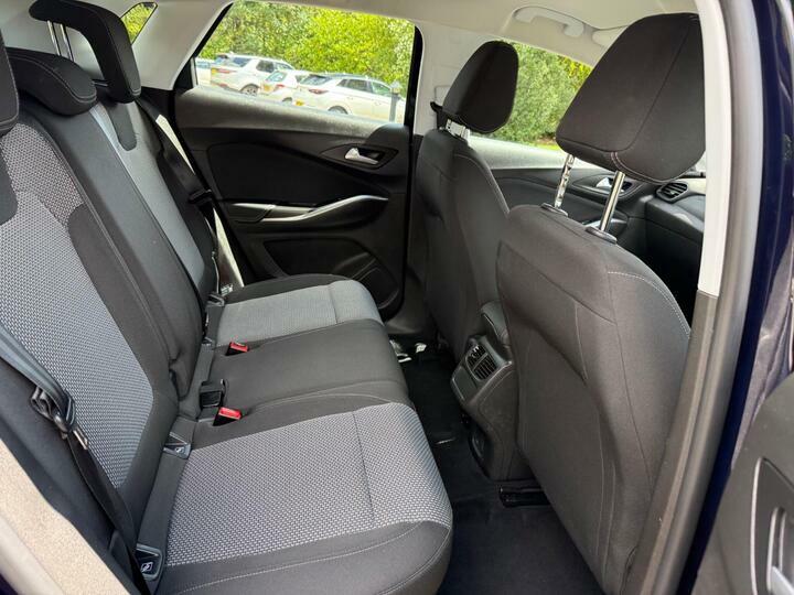 Vauxhall Grandland X Tech Line Nav Grey #32
