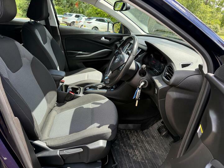 Vauxhall Grandland X Tech Line Nav Grey #36