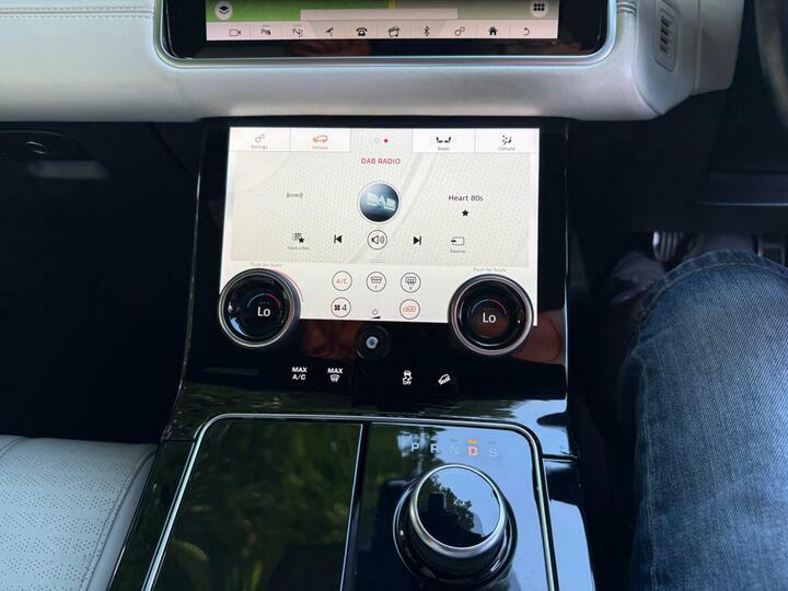 Land Rover Range Rover Velar Velar 2.0 R-dynamic Se 238 Bhp Black #47
