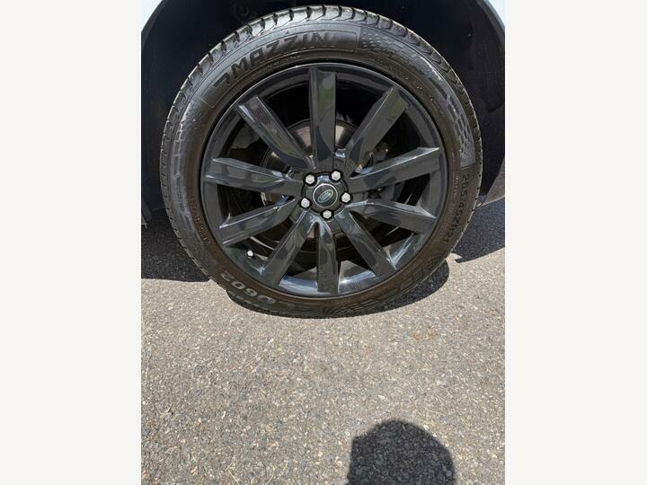 Land Rover Range Rover Velar Velar 2.0 R-dynamic Se 238 Bhp Black #29