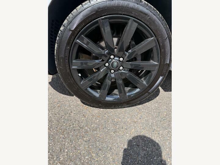 Land Rover Range Rover Velar Velar 2.0 R-dynamic Se 238 Bhp Black #28