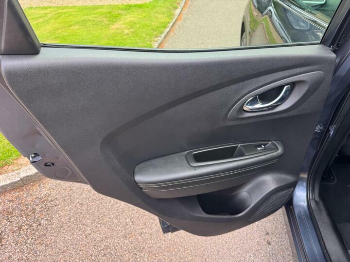 Renault Kadjar Renault Kadjar 1.5 Dci 110 Dynamique Nav Silver #25