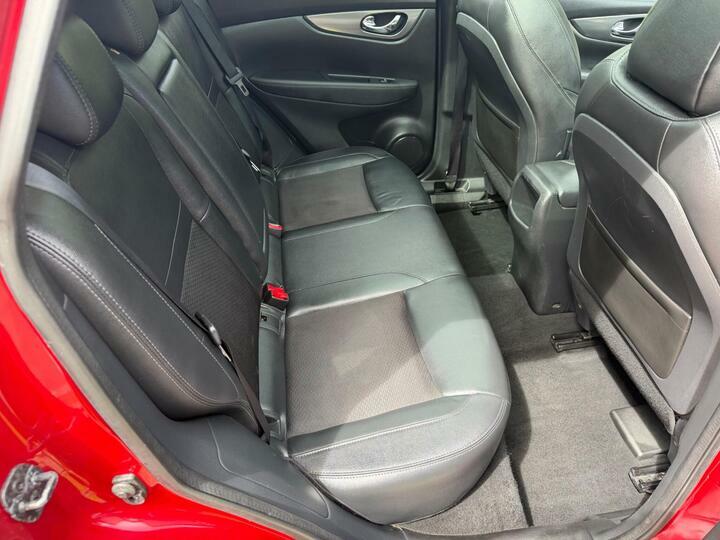 Nissan Qashqai Hatchback Blue #28