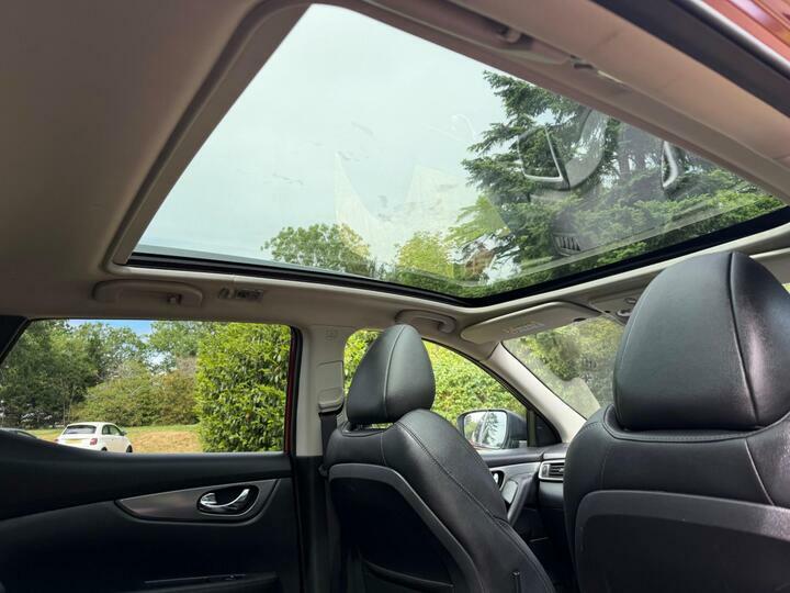 Nissan Qashqai Hatchback Blue #30