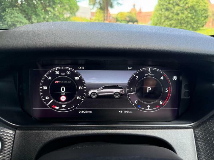 Land Rover Range Rover Velar 2.0 2.0 P250 R-dynamic S White #67