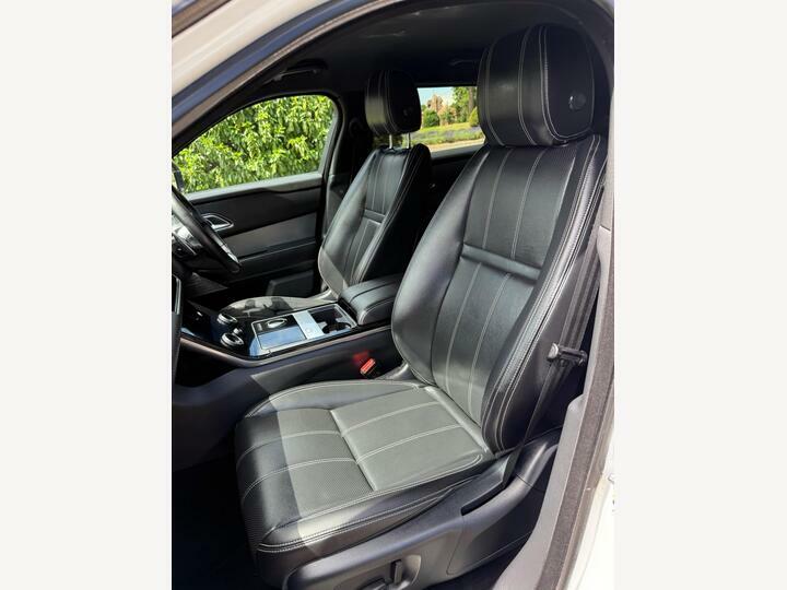 Land Rover Range Rover Velar 2.0 2.0 P250 R-dynamic S White #45