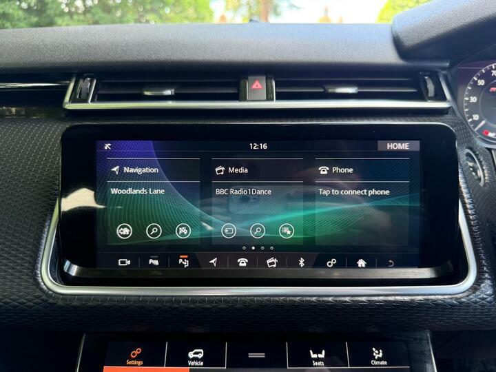 Land Rover Range Rover Velar 2.0 2.0 P250 R-dynamic S White #64