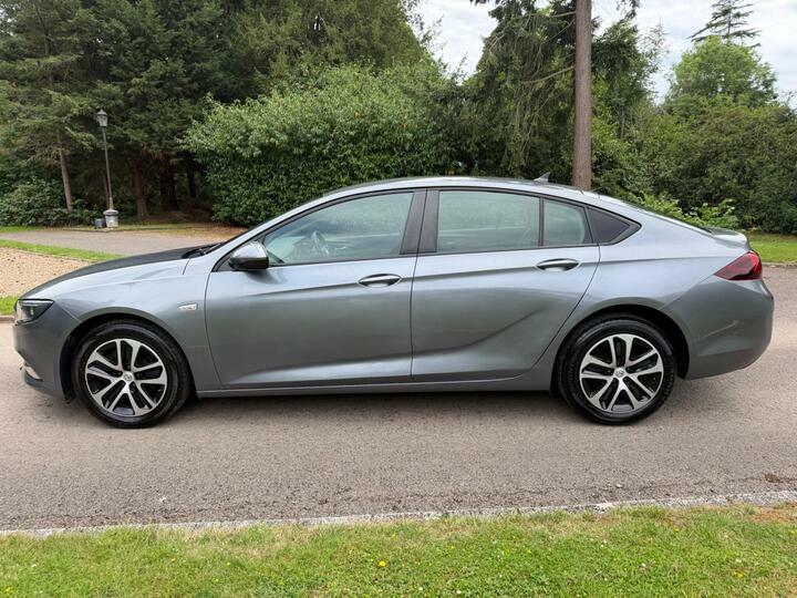Vauxhall Insignia 1.5T Sri Vx-line Nav White #13