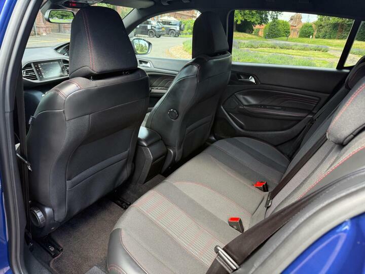Peugeot 308 Allure Black #32