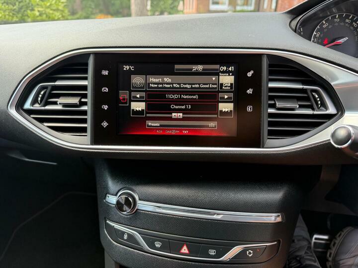 Peugeot 308 Allure Black #43