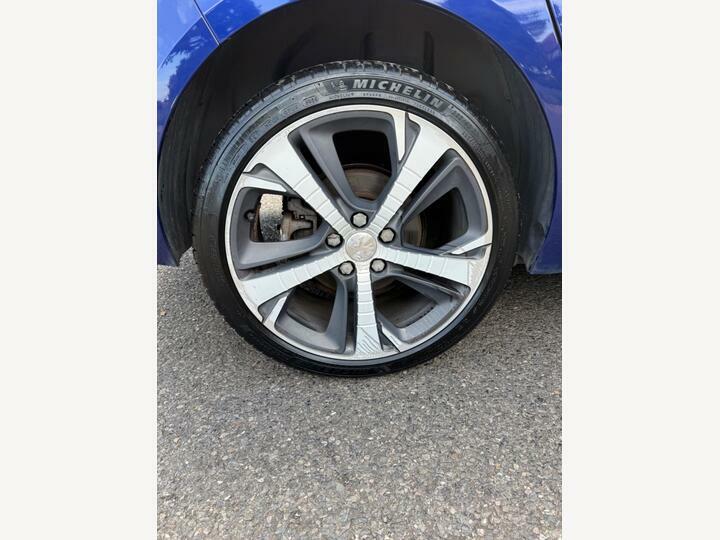 Peugeot 308 Allure Black #25