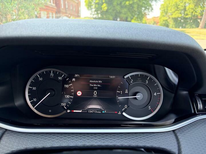 Land Rover Range Rover Evoque 2.0 R-dynamic Mhev 178 Bhp White #47