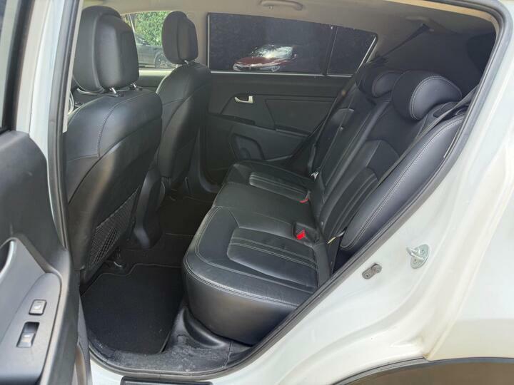 Kia Sportage 2.0 Crdi Kx-3 Awd Euro 5 White #5