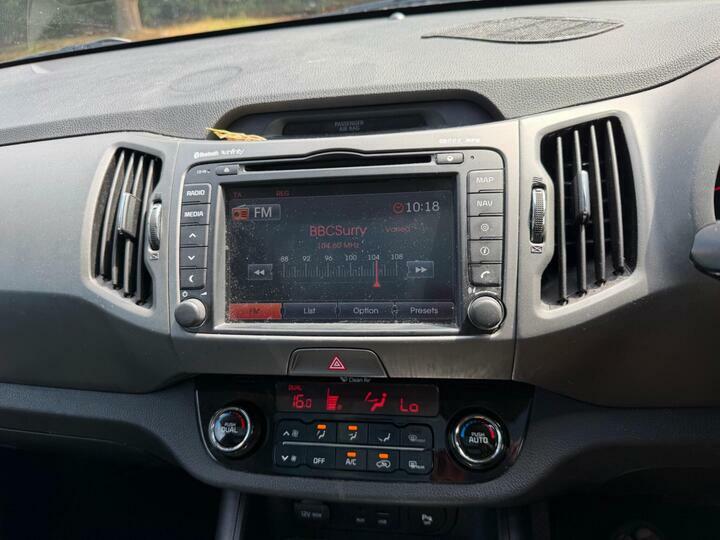 Kia Sportage 2.0 Crdi Kx-3 Sat Nav  #24