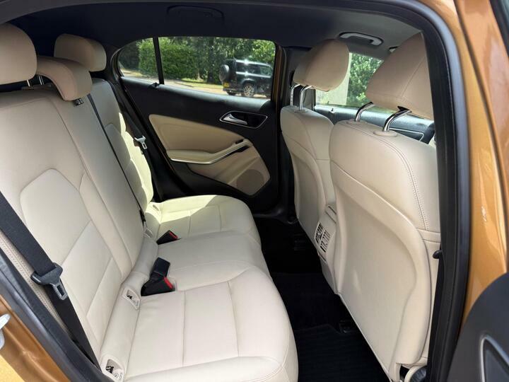 Mercedes-Benz GLA Class 2.1L Gla 220 D 4Matic Amg Line Premium 174 Bhp Grey #34