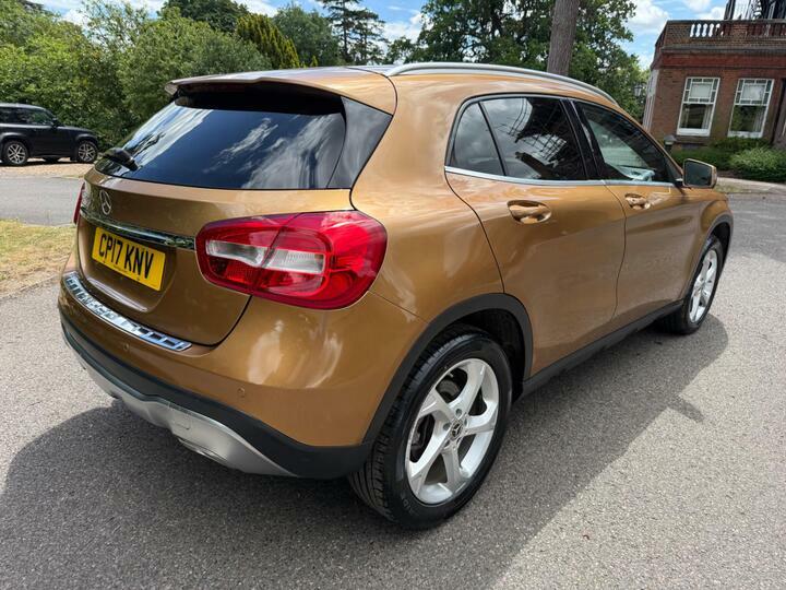 Mercedes-Benz GLA Class 2.1L Gla 220 D 4Matic Amg Line Premium 174 Bhp Grey #10