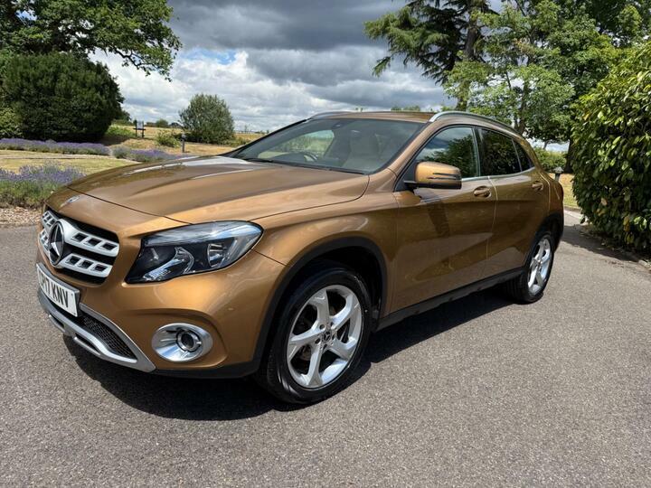 Mercedes-Benz GLA Class 2.1L Gla 220 D 4Matic Amg Line Premium 174 Bhp Grey #17