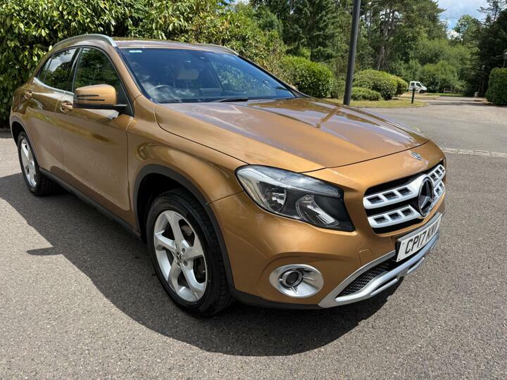 Mercedes-Benz GLA Class 2.1L Gla 220 D 4Matic Amg Line Premium 174 Bhp Grey #13