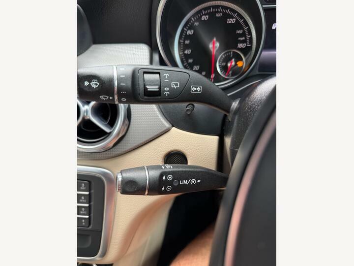 Mercedes-Benz GLA Class 2.1L Gla 220 D 4Matic Amg Line Premium 174 Bhp Grey #47
