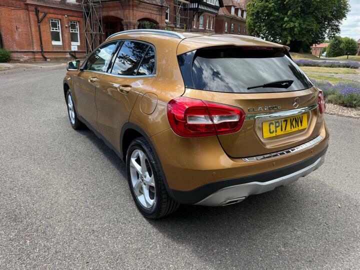 Mercedes-Benz GLA Class 2.1L Gla 220 D 4Matic Amg Line Premium 174 Bhp Grey #8